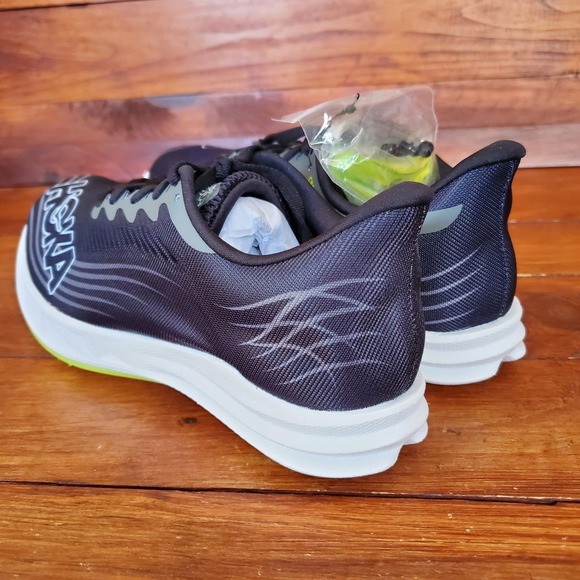 Hoka One One Crescendo MD 2 Track‎ Spikes Men 10/W11.5 Black White Lime New main image 6